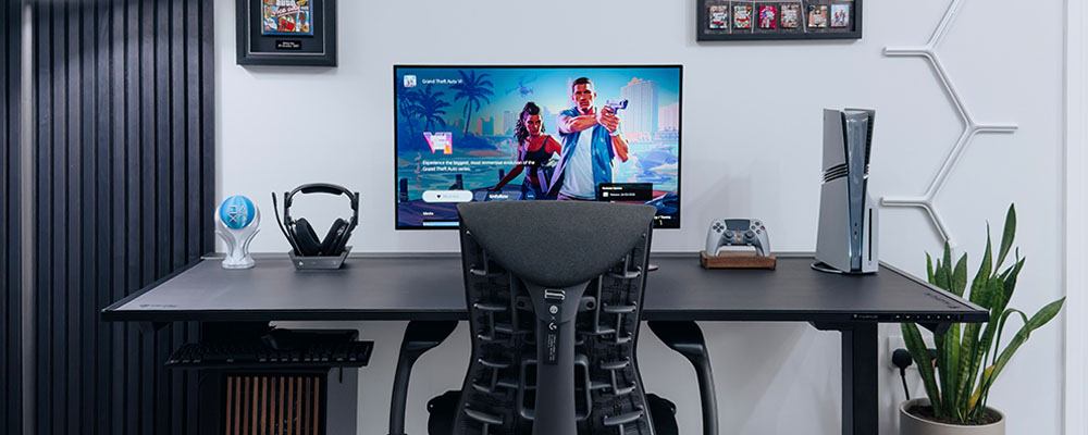 Black gaming setup Spawnpoiint